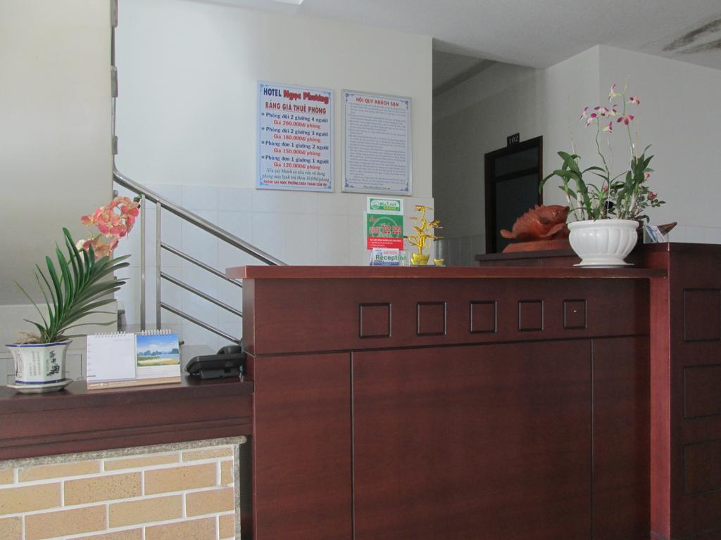 Ngoc Phuong Hotel Баолок Экстерьер фото