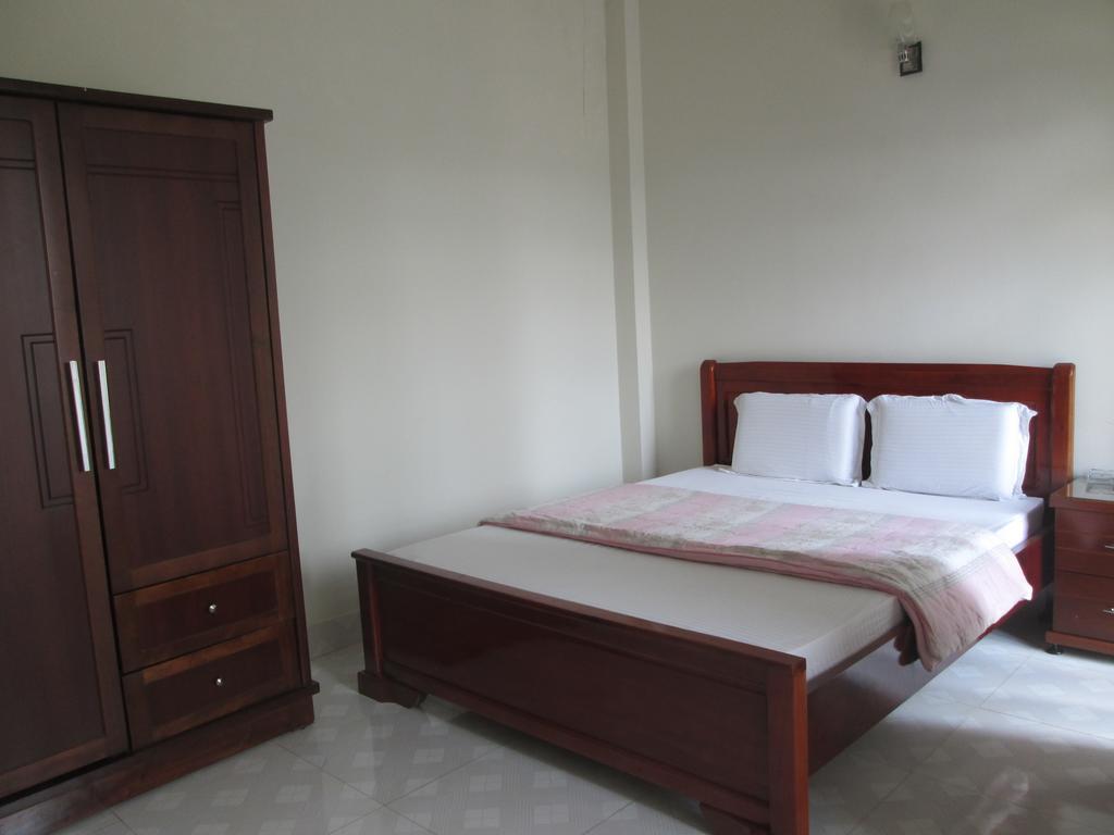 Ngoc Phuong Hotel Баолок Экстерьер фото